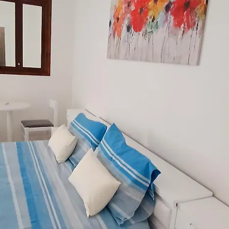 アパート Casa Rosellina Piano Primo チェファル